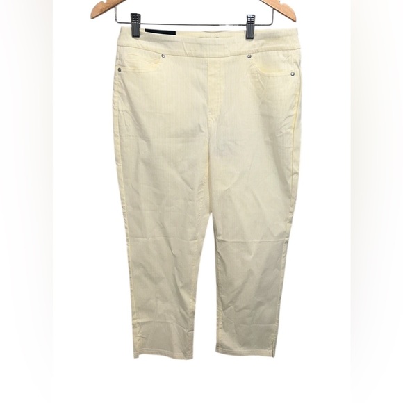 NEW Women’s Mario Serrani Light Cream Cropped Pants - Picture 6 of 6